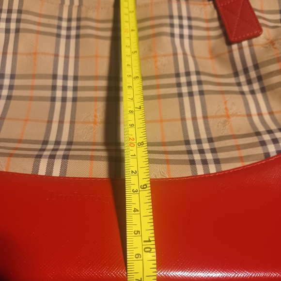 Burberry purse - Picture 4 of 5